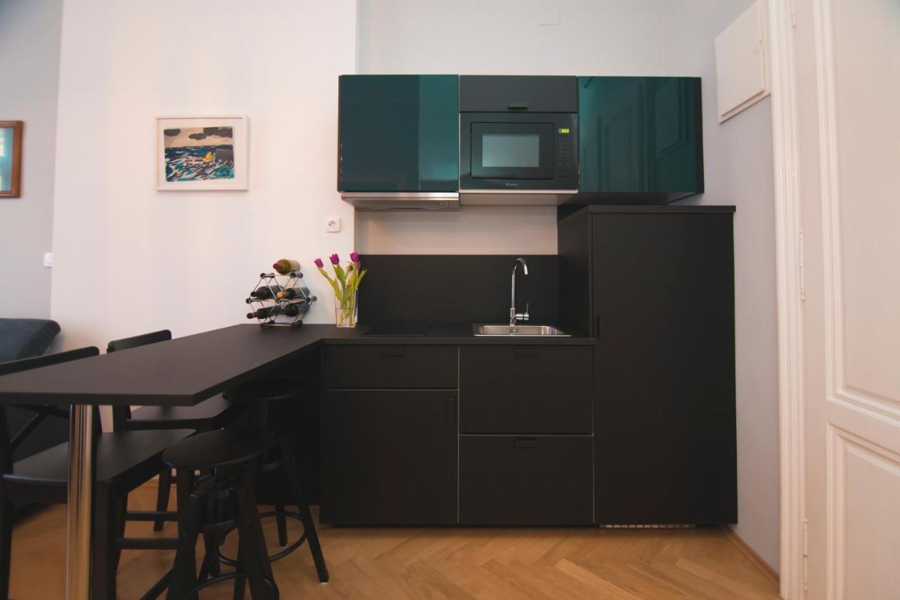 Stross Apartments Ζάγκρεμπ Εξωτερικό φωτογραφία